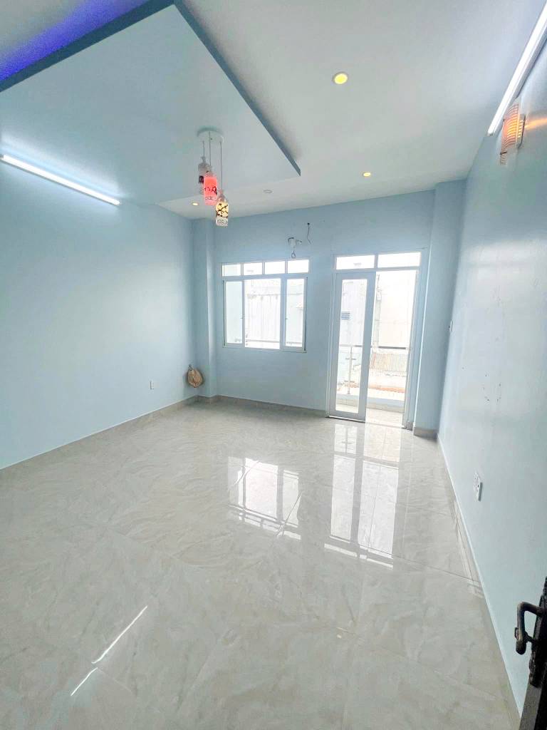 Bán nhà riêng 33m2 đường Bùi Thị Xuân, Phường 3, Tân Bình, giá chỉ 2,8 tỷ